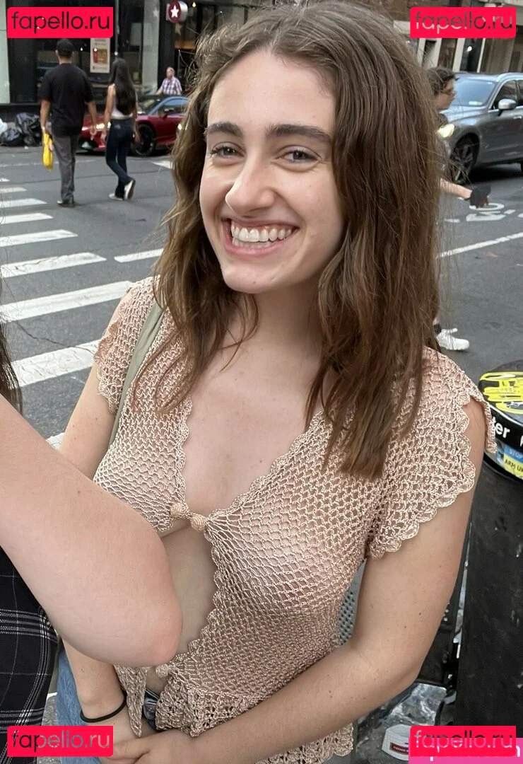 Rachel Anne Sennott Onlyfans Photo Gallery 