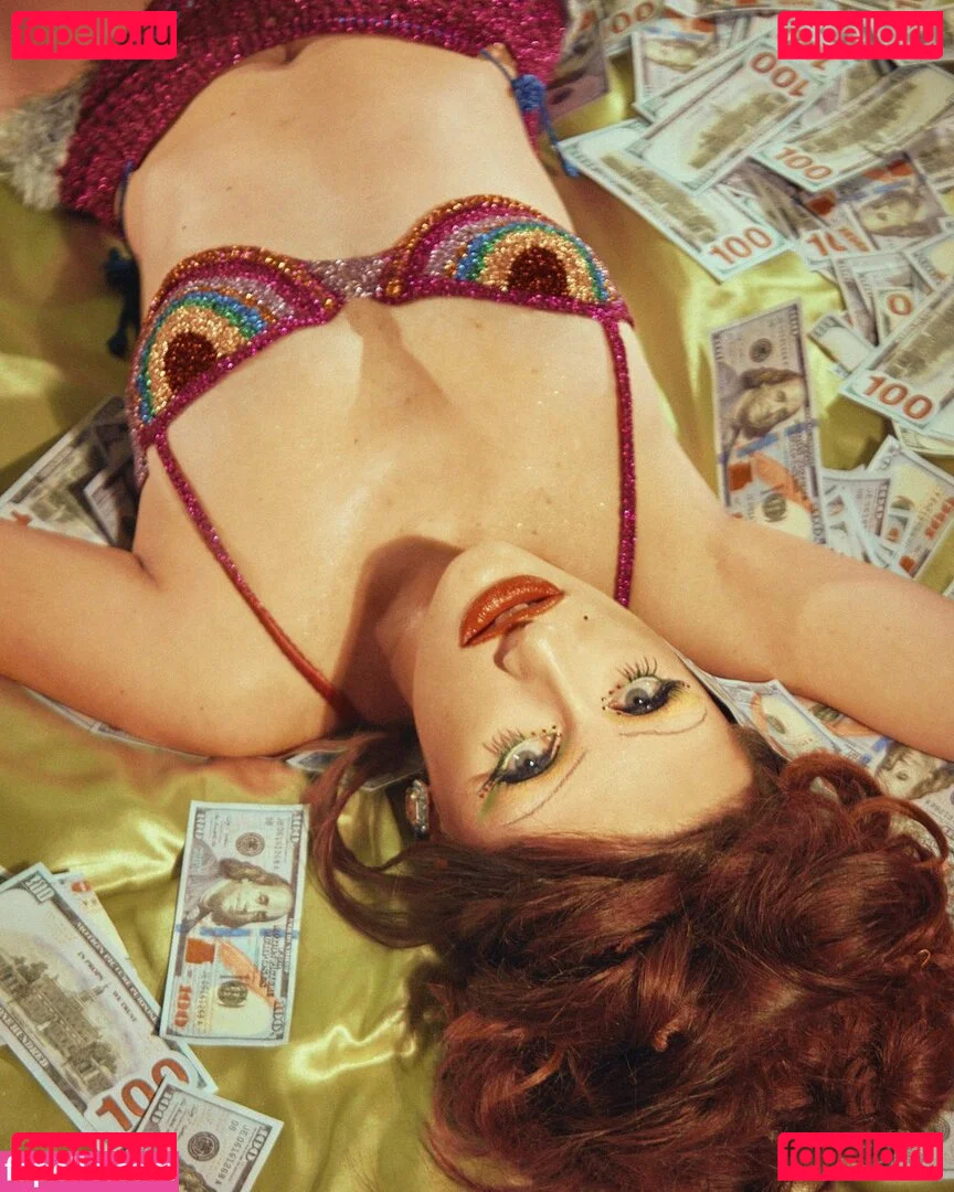 Rachel Anne Sennott Onlyfans Photo Gallery 