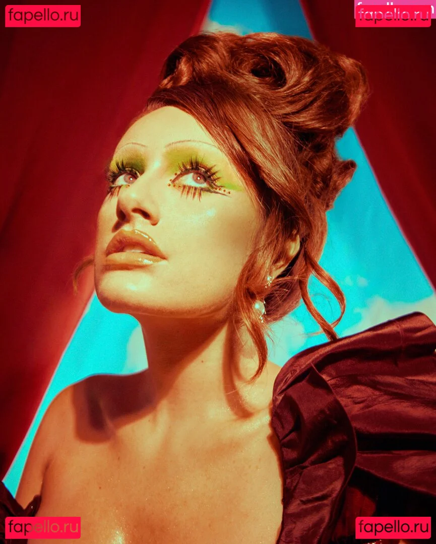 Rachel Anne Sennott Onlyfans Photo Gallery 