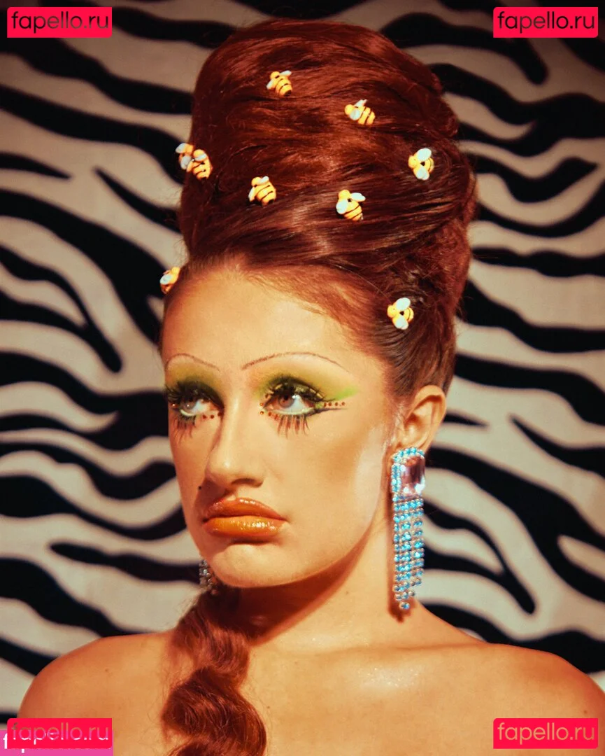 Rachel Anne Sennott Onlyfans Photo Gallery 