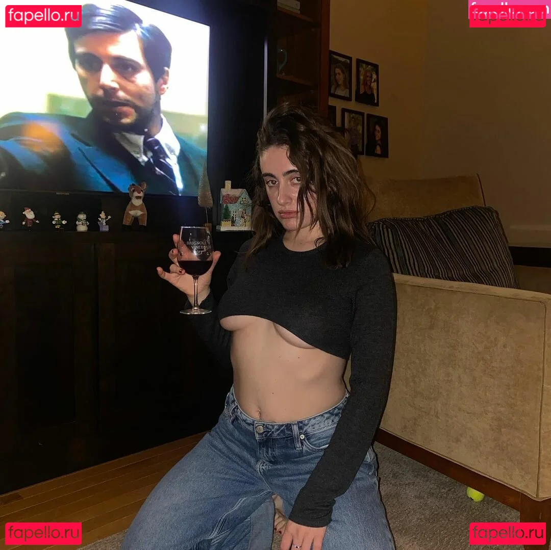 Rachel Anne Sennott Onlyfans Photo Gallery 