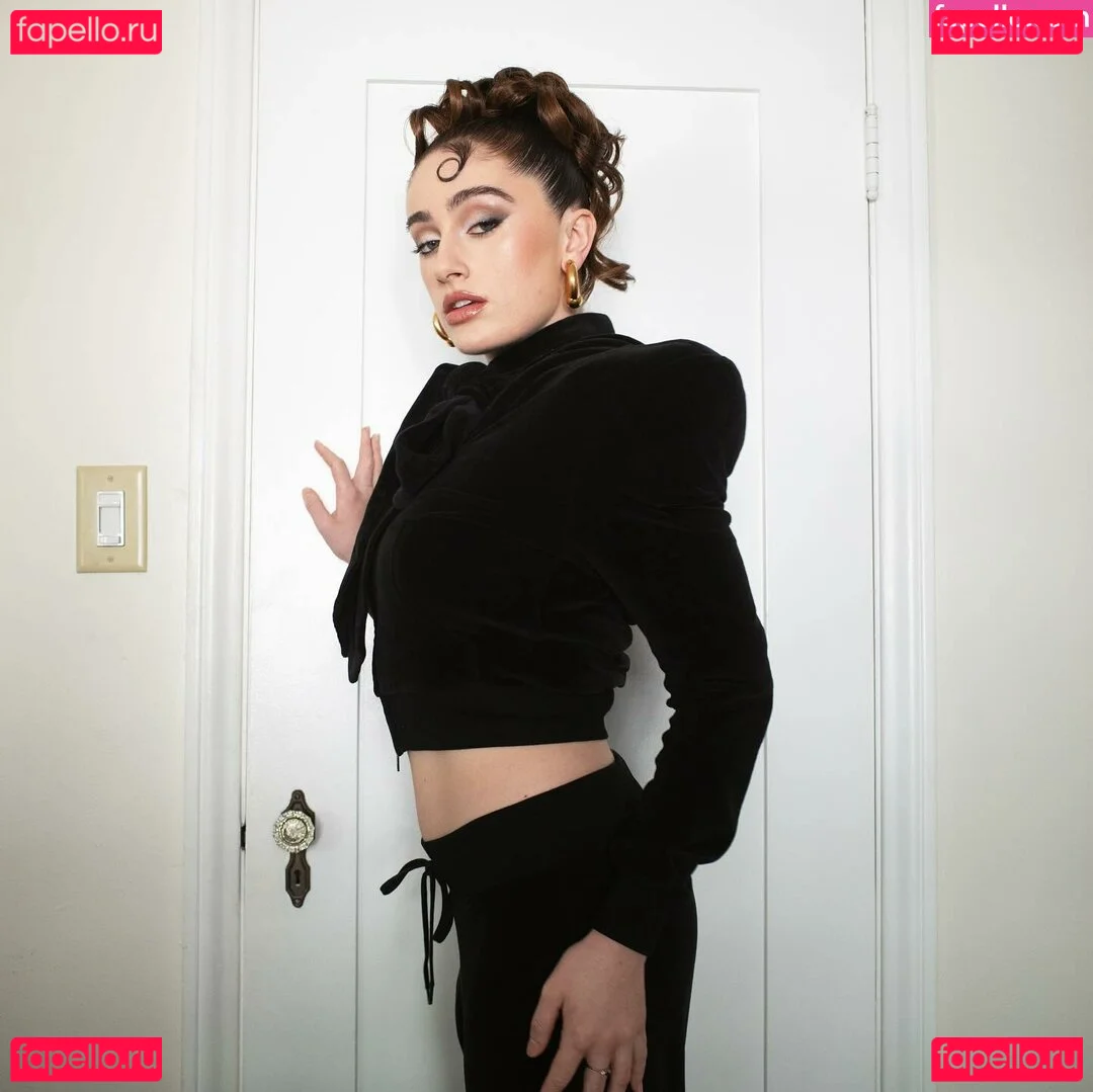 Rachel Anne Sennott Onlyfans Photo Gallery 