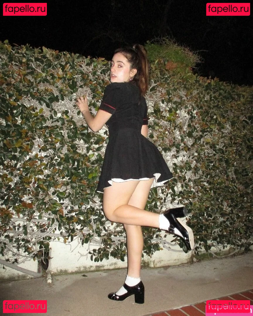 Rachel Anne Sennott Onlyfans Photo Gallery 