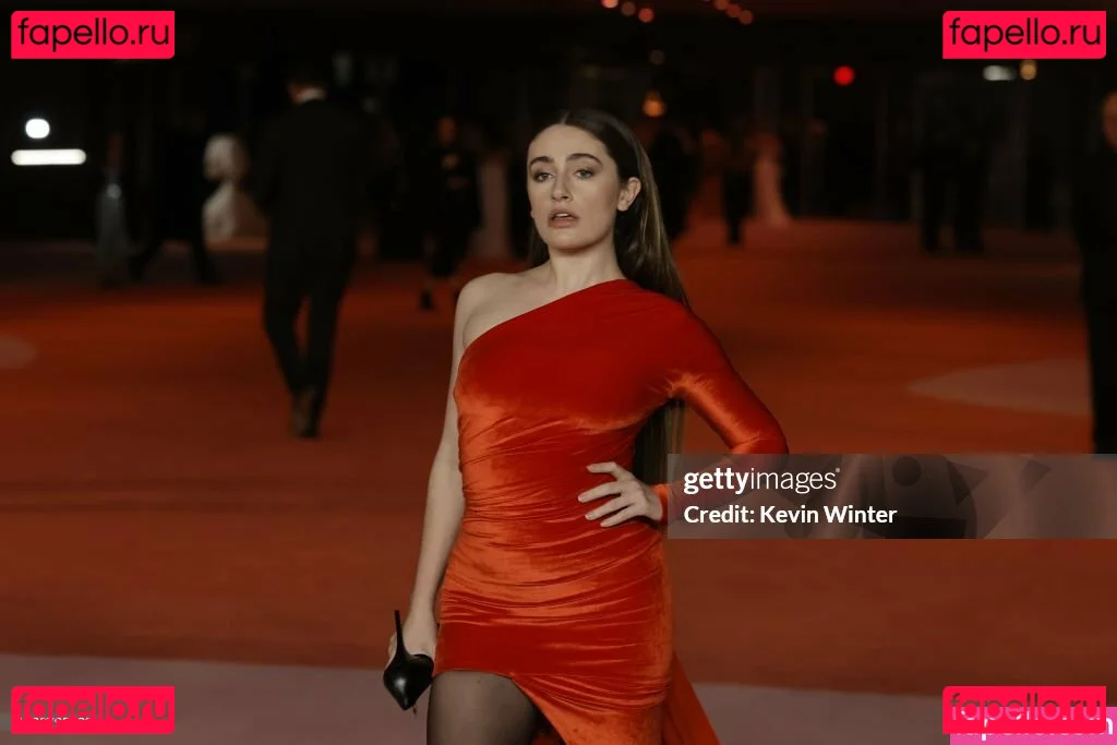 Rachel Anne Sennott Onlyfans Photo Gallery 