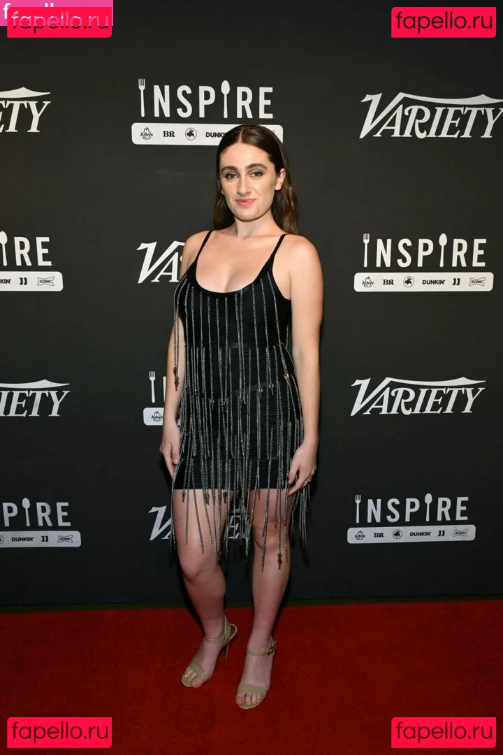 Rachel Anne Sennott Onlyfans Photo Gallery 