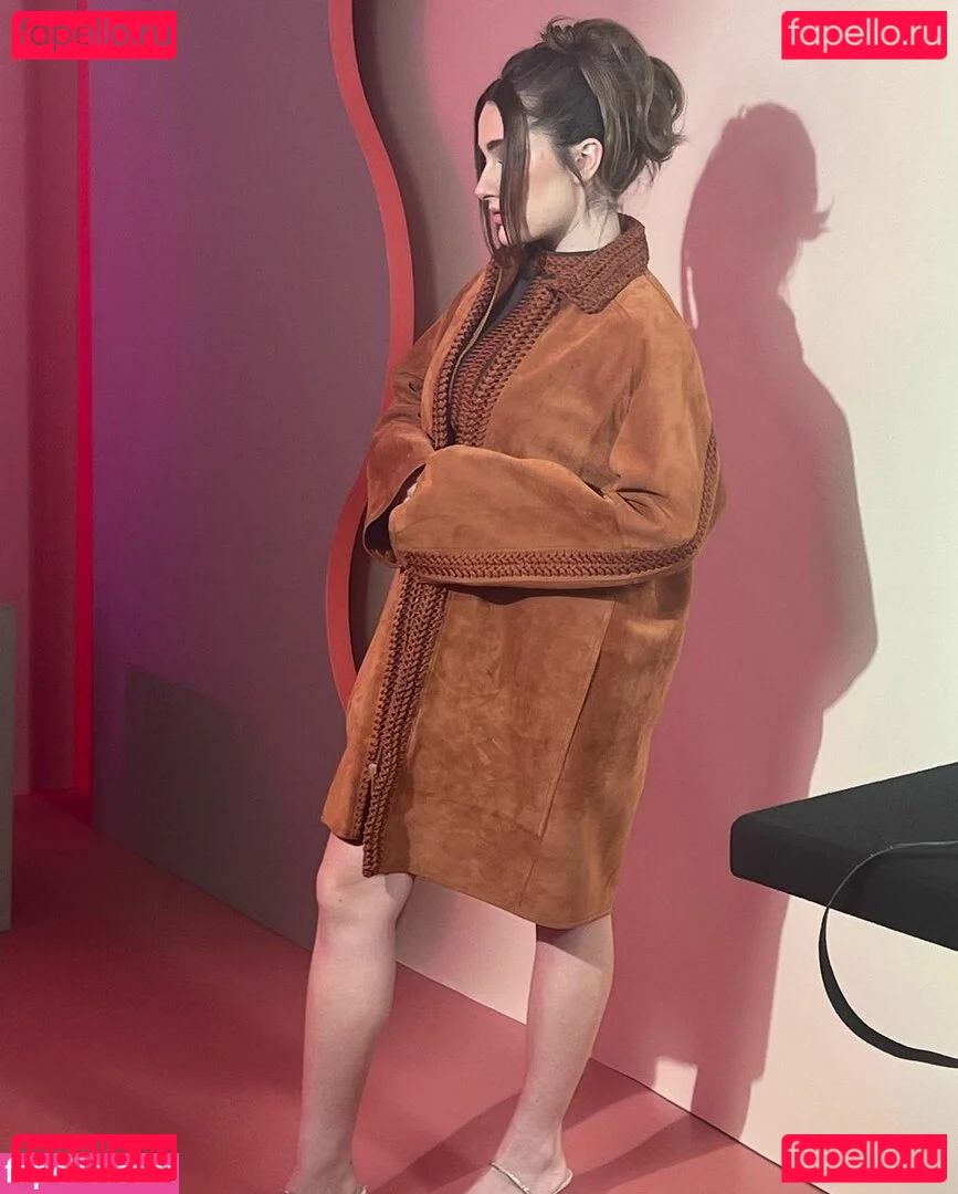 Rachel Anne Sennott Onlyfans Photo Gallery 