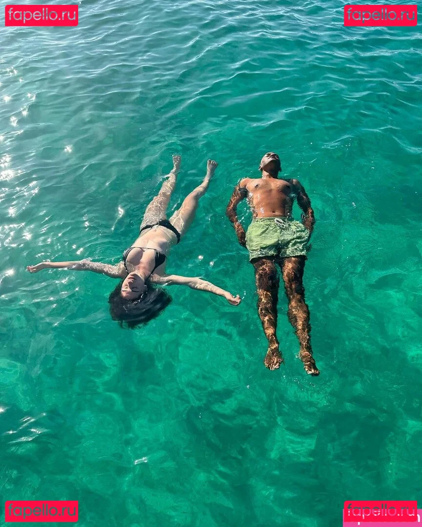 Rachel Anne Sennott Onlyfans Photo Gallery 