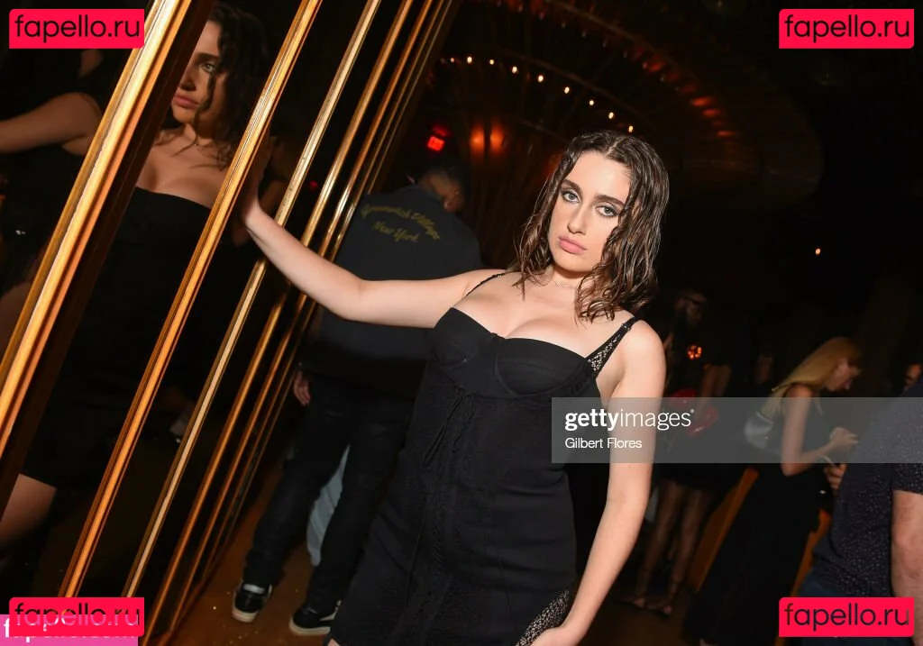 Rachel Anne Sennott Onlyfans Photo Gallery 