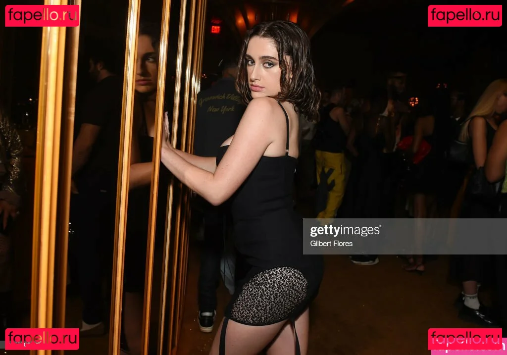 Rachel Anne Sennott Onlyfans Photo Gallery 