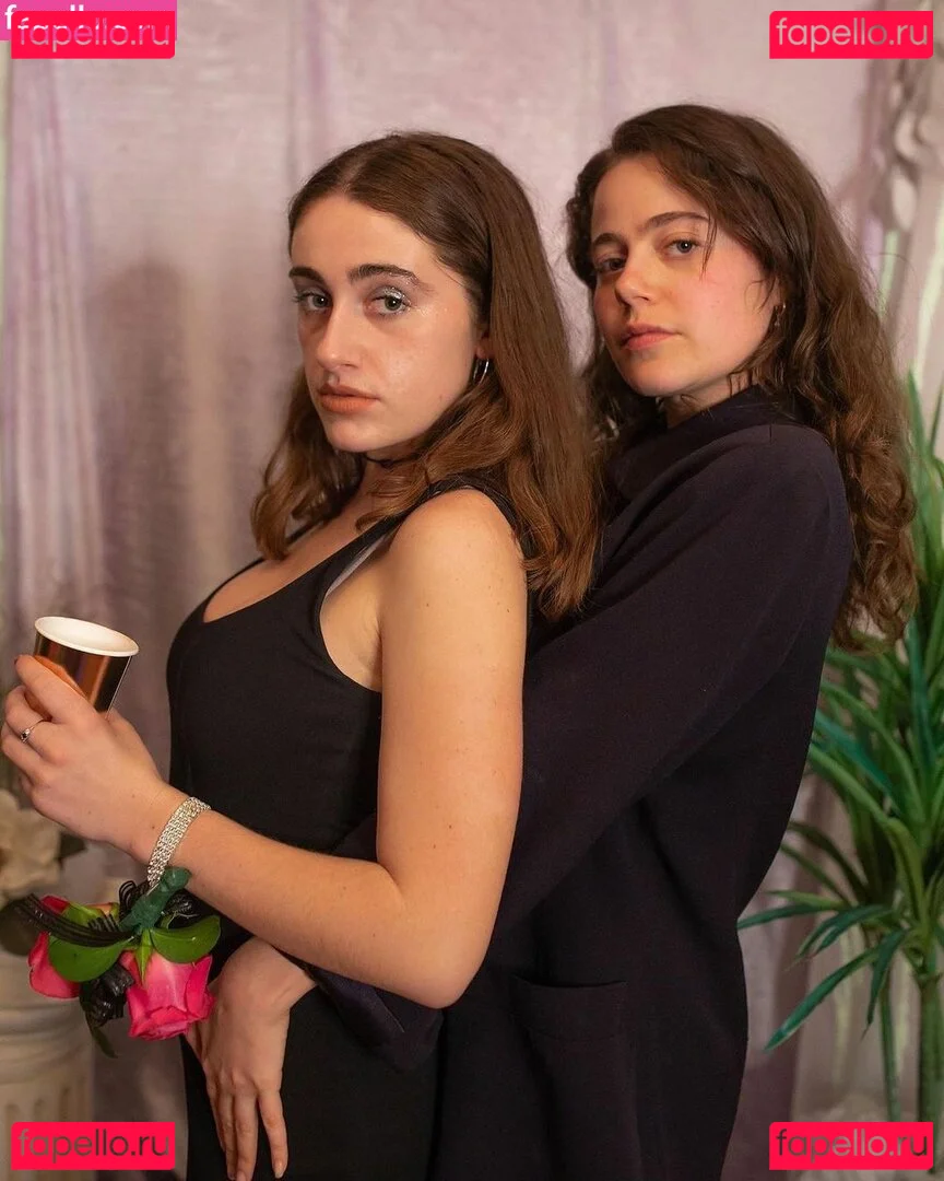 Rachel Anne Sennott Onlyfans Photo Gallery 