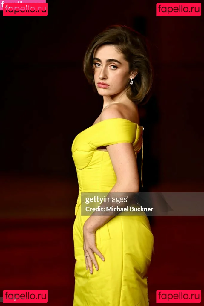 Rachel Anne Sennott Onlyfans Photo Gallery 