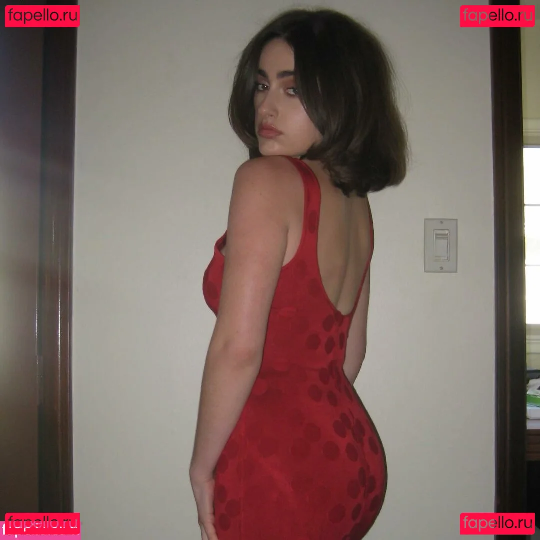 Rachel Anne Sennott Onlyfans Photo Gallery 