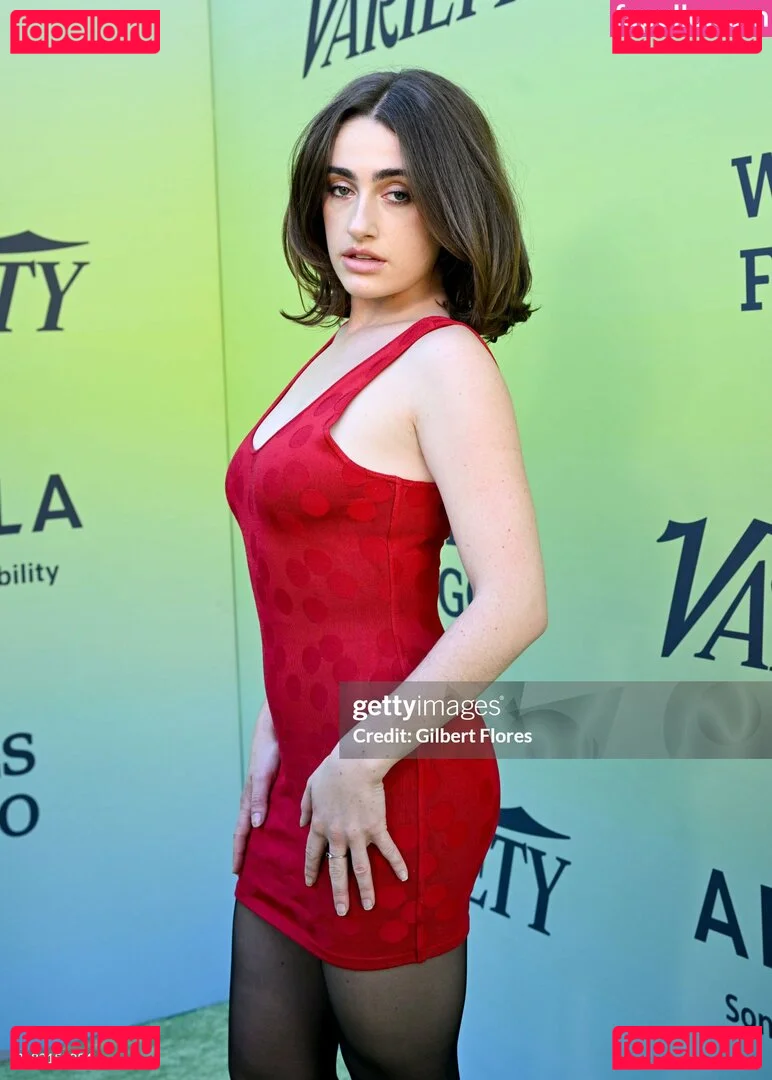 Rachel Anne Sennott Onlyfans Photo Gallery 