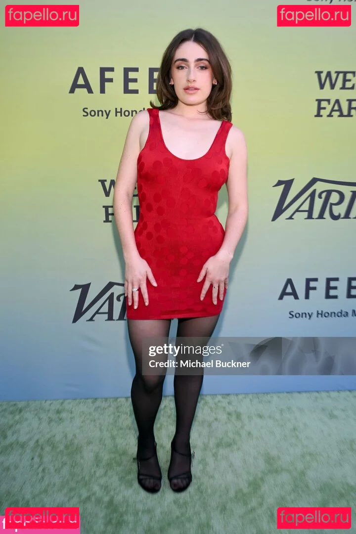 Rachel Anne Sennott Onlyfans Photo Gallery 