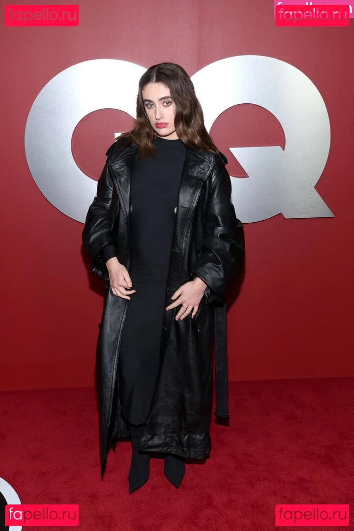 Rachel Anne Sennott Onlyfans Photo Gallery 