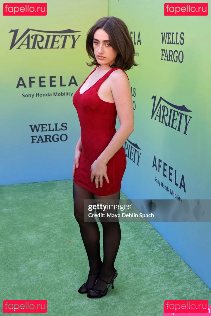 Rachel Anne Sennott Onlyfans Photo Gallery 