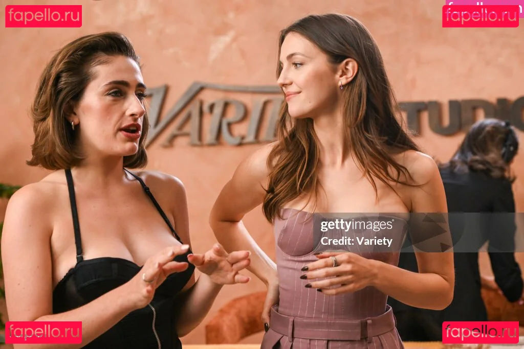 Rachel Anne Sennott Onlyfans Photo Gallery 