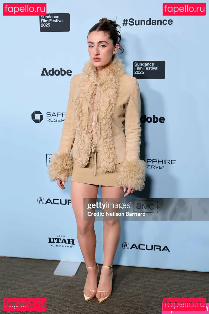 Rachel Anne Sennott Onlyfans Photo Gallery 