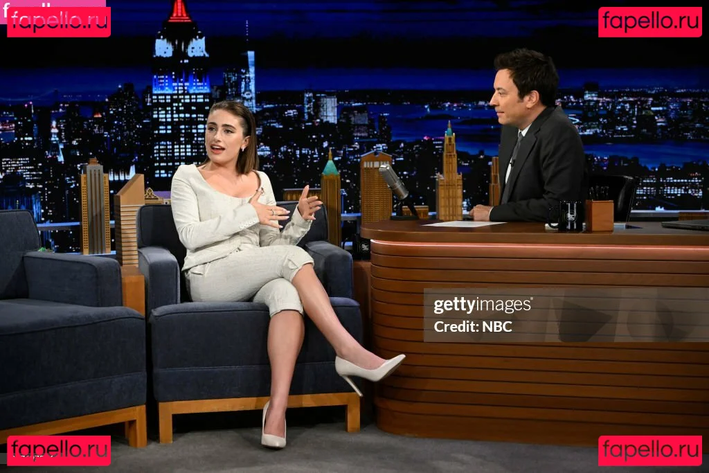 Rachel Anne Sennott Onlyfans Photo Gallery 