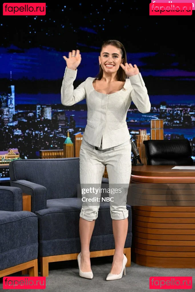 Rachel Anne Sennott Onlyfans Photo Gallery 