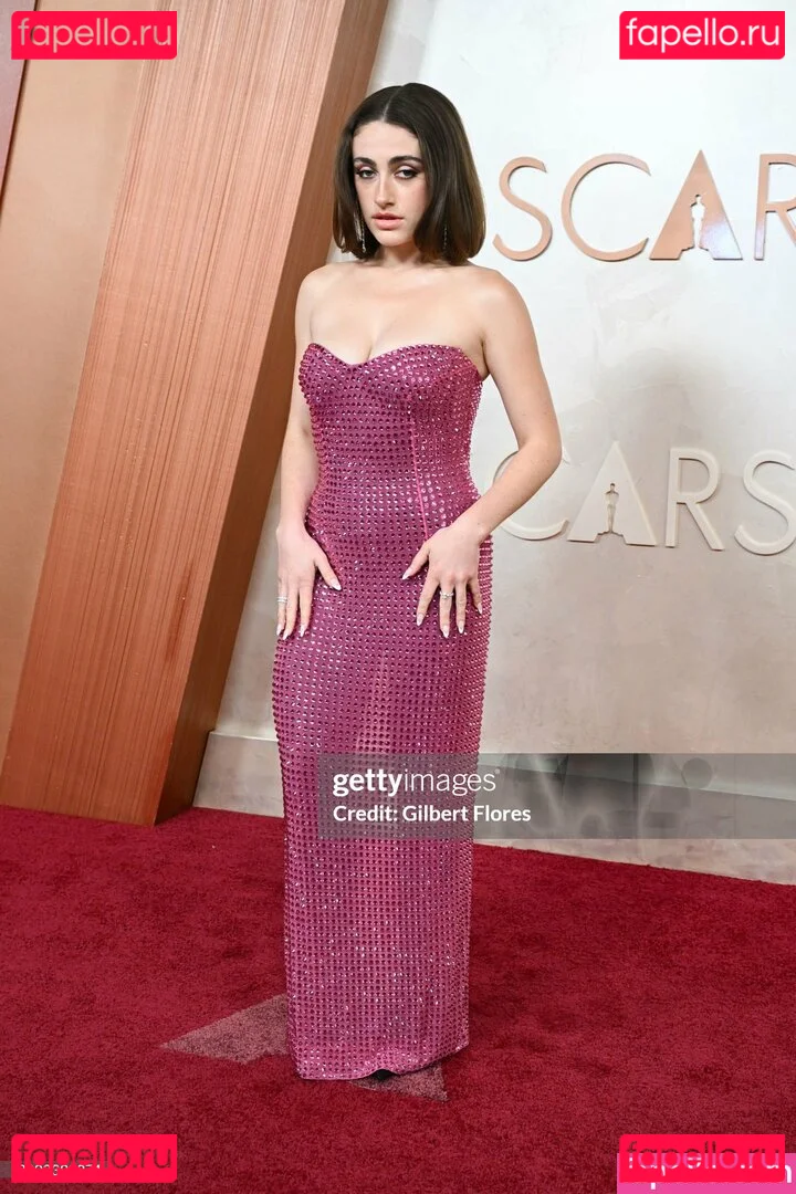 Rachel Anne Sennott Onlyfans Photo Gallery 