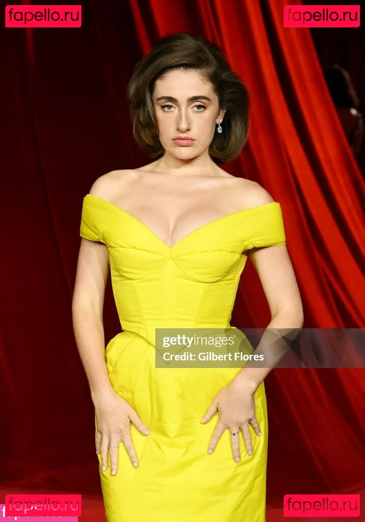 Rachel Anne Sennott Onlyfans Photo Gallery 