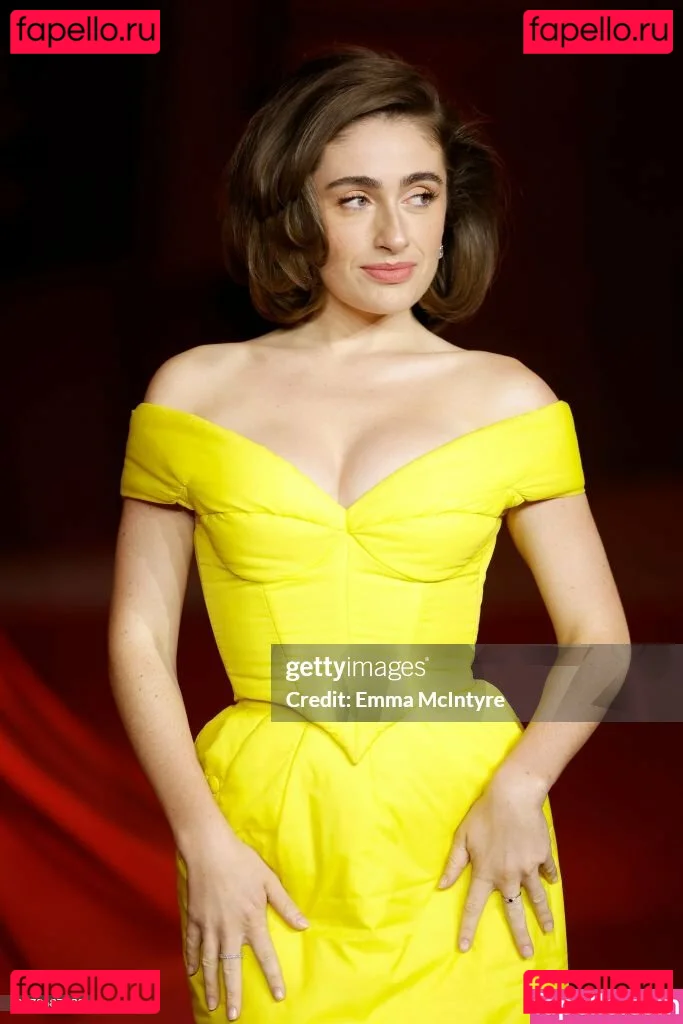 Rachel Anne Sennott Onlyfans Photo Gallery 