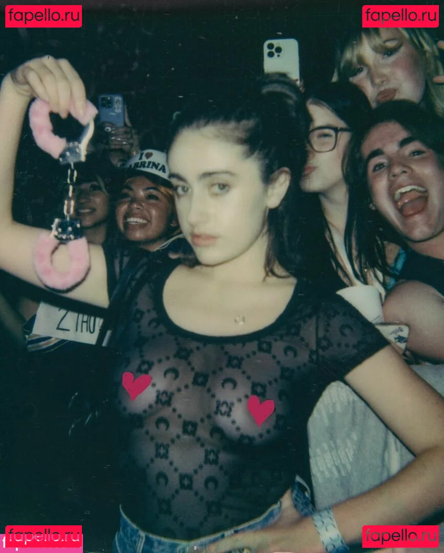 Rachel Anne Sennott Onlyfans Photo Gallery 