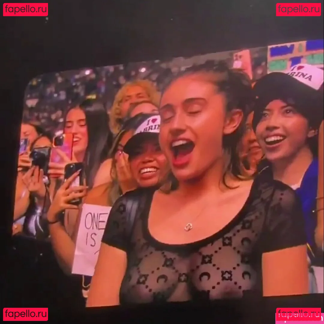 Rachel Anne Sennott Onlyfans Photo Gallery 