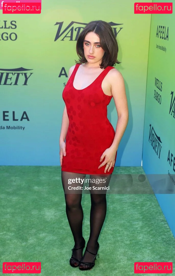 Rachel Anne Sennott Onlyfans Photo Gallery 