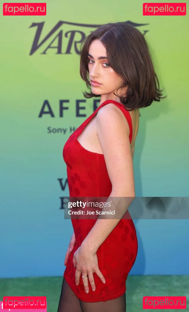 Rachel Anne Sennott Onlyfans Photo Gallery 