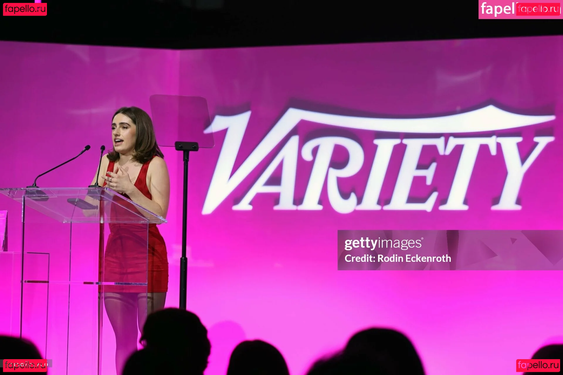 Rachel Anne Sennott Onlyfans Photo Gallery 