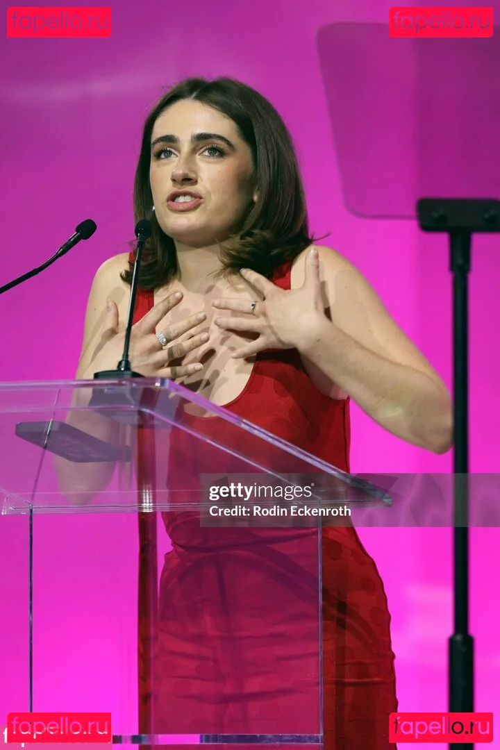 Rachel Anne Sennott Onlyfans Photo Gallery 