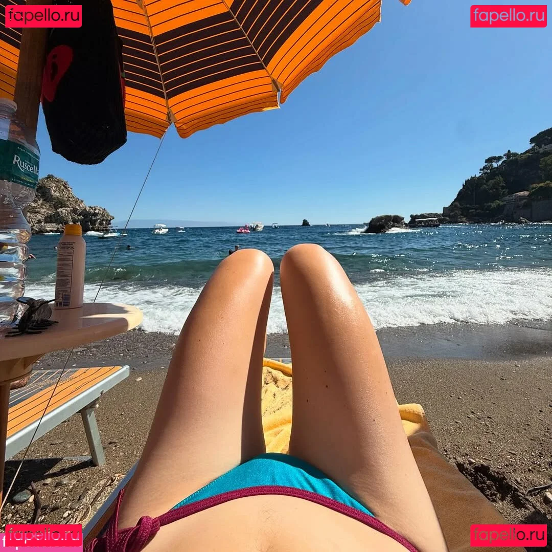 Rachel Anne Sennott Onlyfans Photo Gallery 