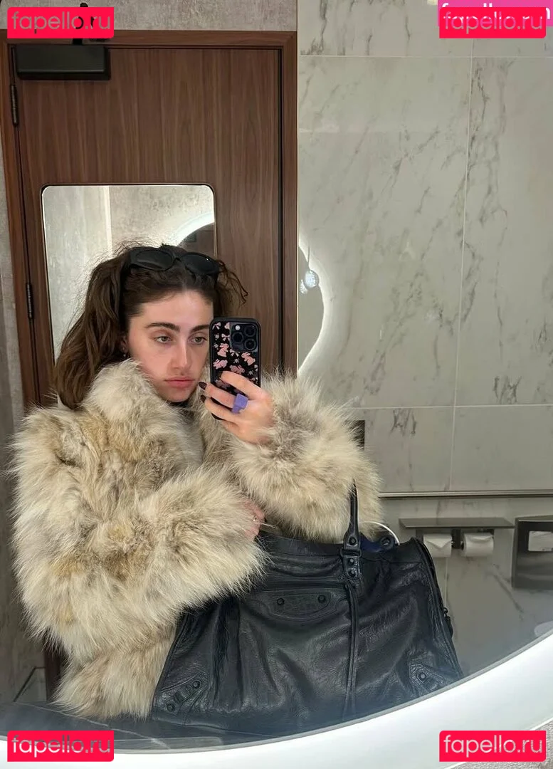 Rachel Anne Sennott Onlyfans Photo Gallery 