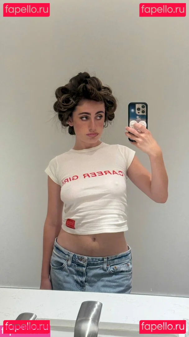 Rachel Anne Sennott Onlyfans Photo Gallery 