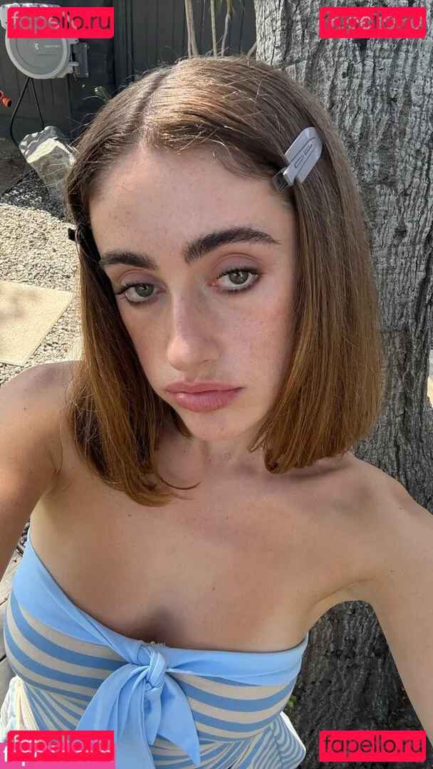 Rachel Anne Sennott Onlyfans Photo Gallery 