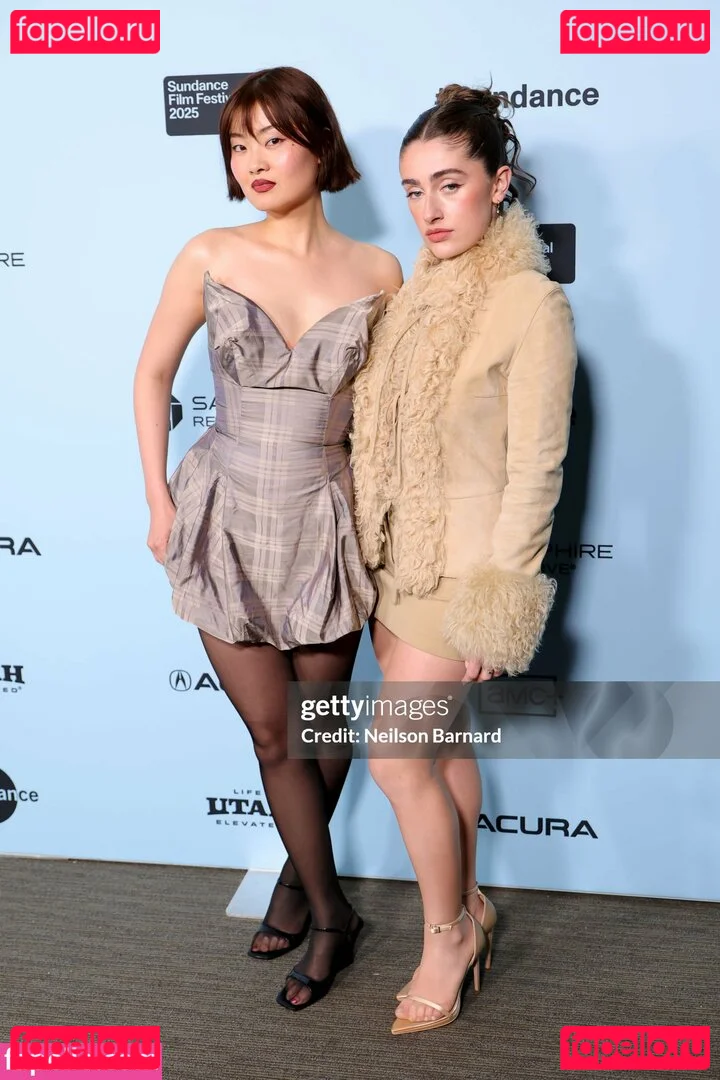 Rachel Anne Sennott Onlyfans Photo Gallery 