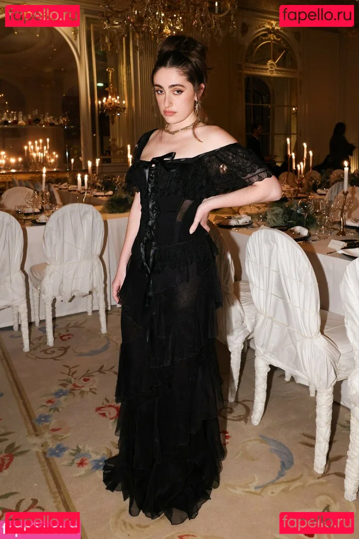 Rachel Anne Sennott Onlyfans Photo Gallery 