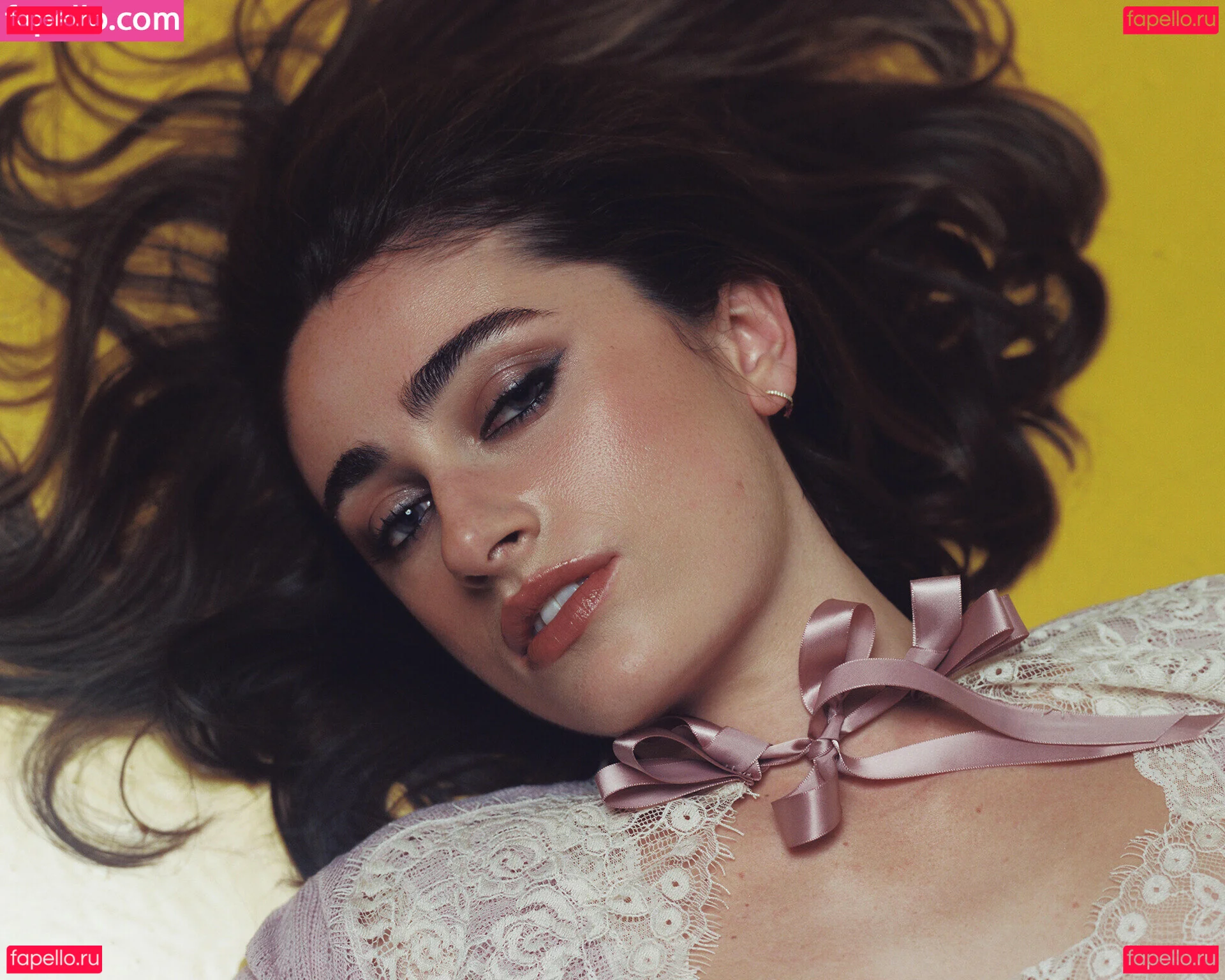 Rachel Anne Sennott Onlyfans Photo Gallery 