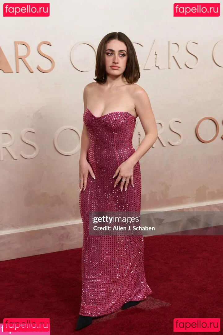 Rachel Anne Sennott Onlyfans Photo Gallery 