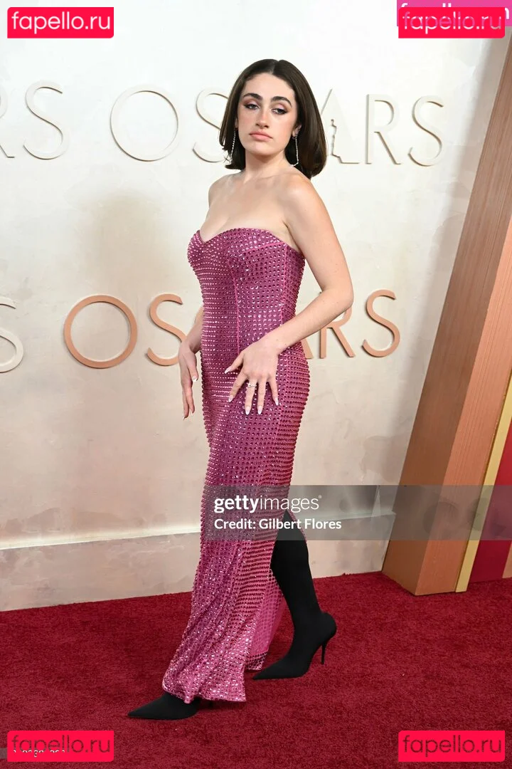 Rachel Anne Sennott Onlyfans Photo Gallery 