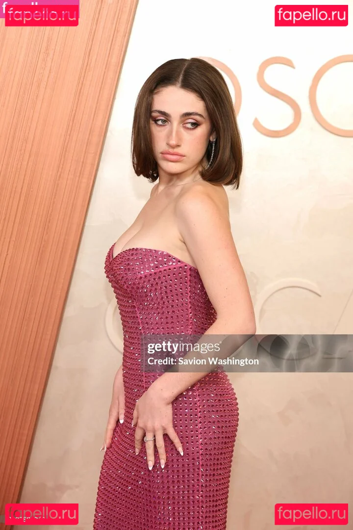 Rachel Anne Sennott Onlyfans Photo Gallery 