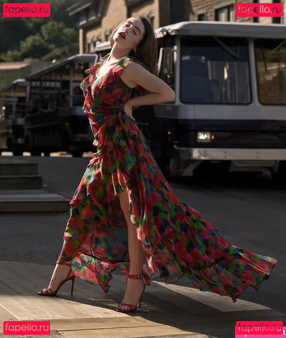 Rachel Anne Sennott Onlyfans Photo Gallery 