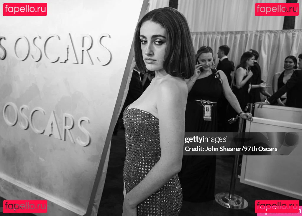 Rachel Anne Sennott Onlyfans Photo Gallery 