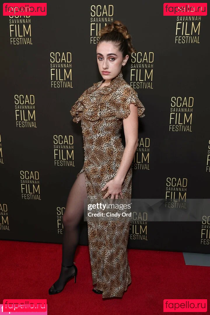 Rachel Anne Sennott Onlyfans Photo Gallery 