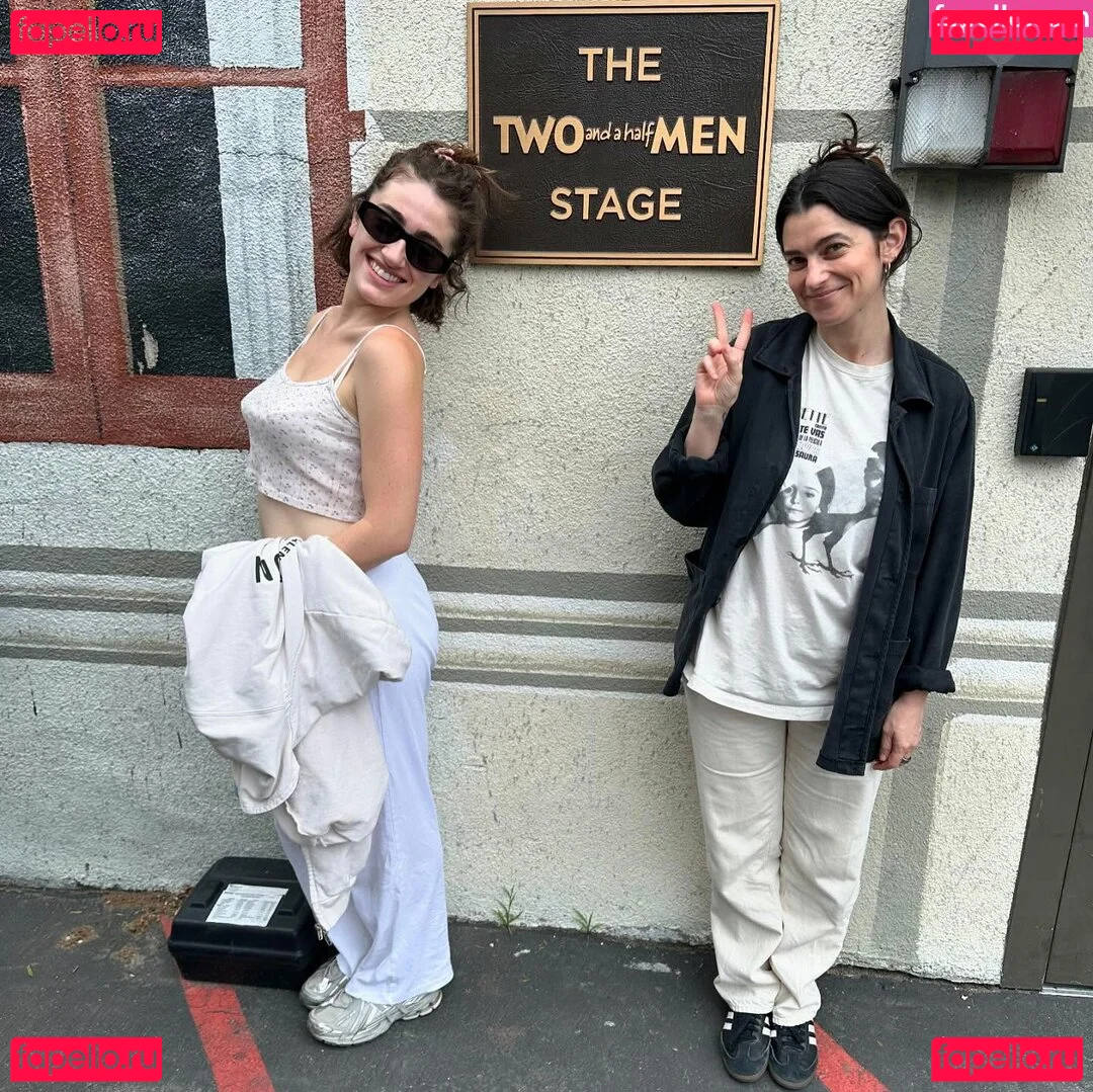 Rachel Anne Sennott Onlyfans Photo Gallery 