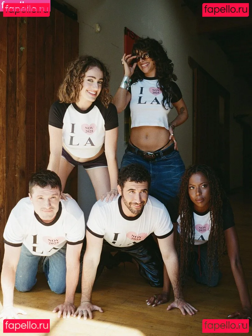 Rachel Anne Sennott Onlyfans Photo Gallery 