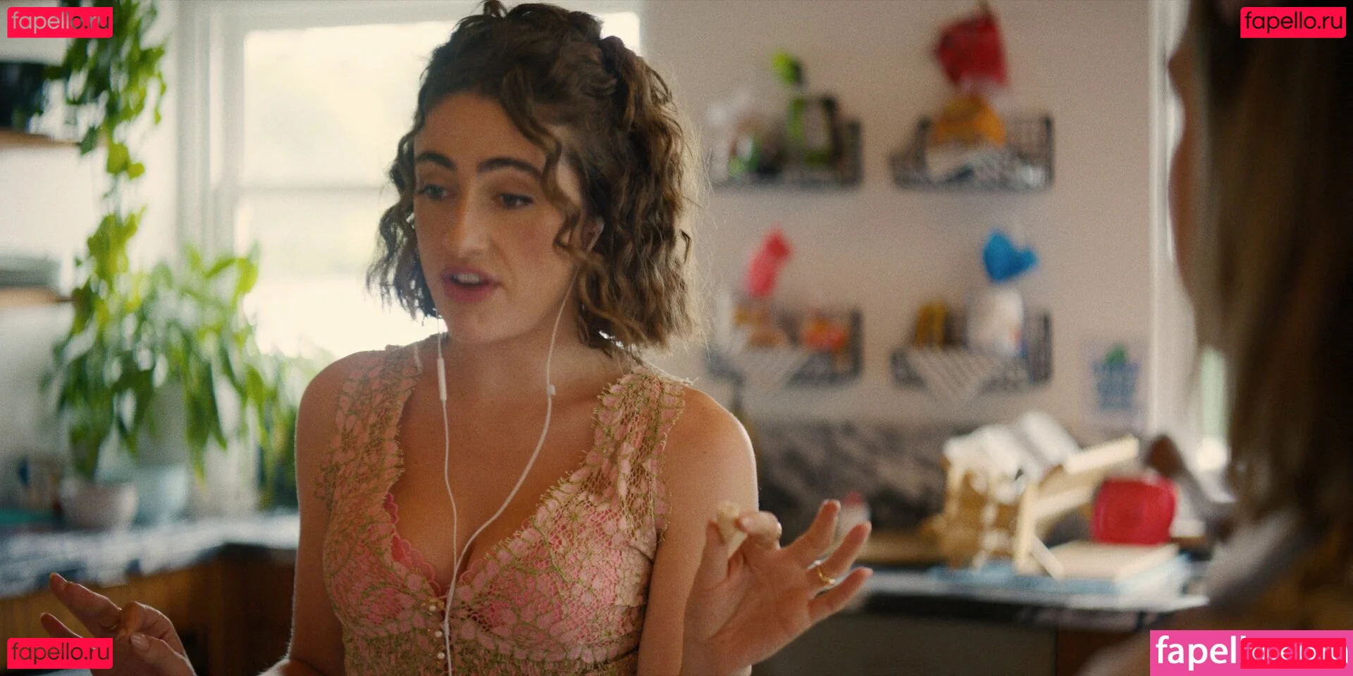 Rachel Anne Sennott Onlyfans Photo Gallery 