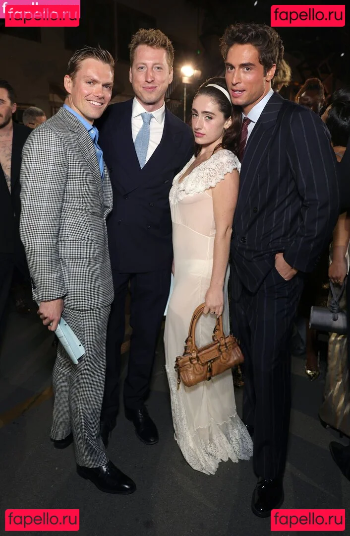 Rachel Anne Sennott Onlyfans Photo Gallery 